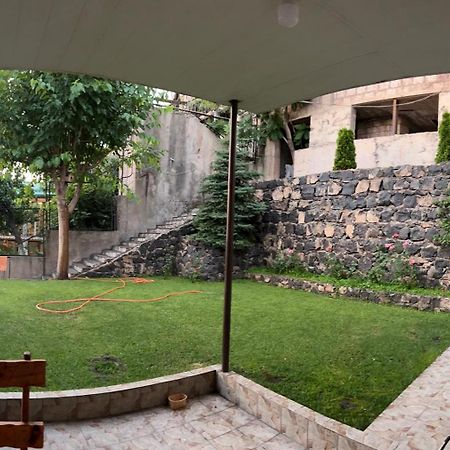 Holiday Home On Aygestan 11 เยเรวาน ภายนอก รูปภาพ
