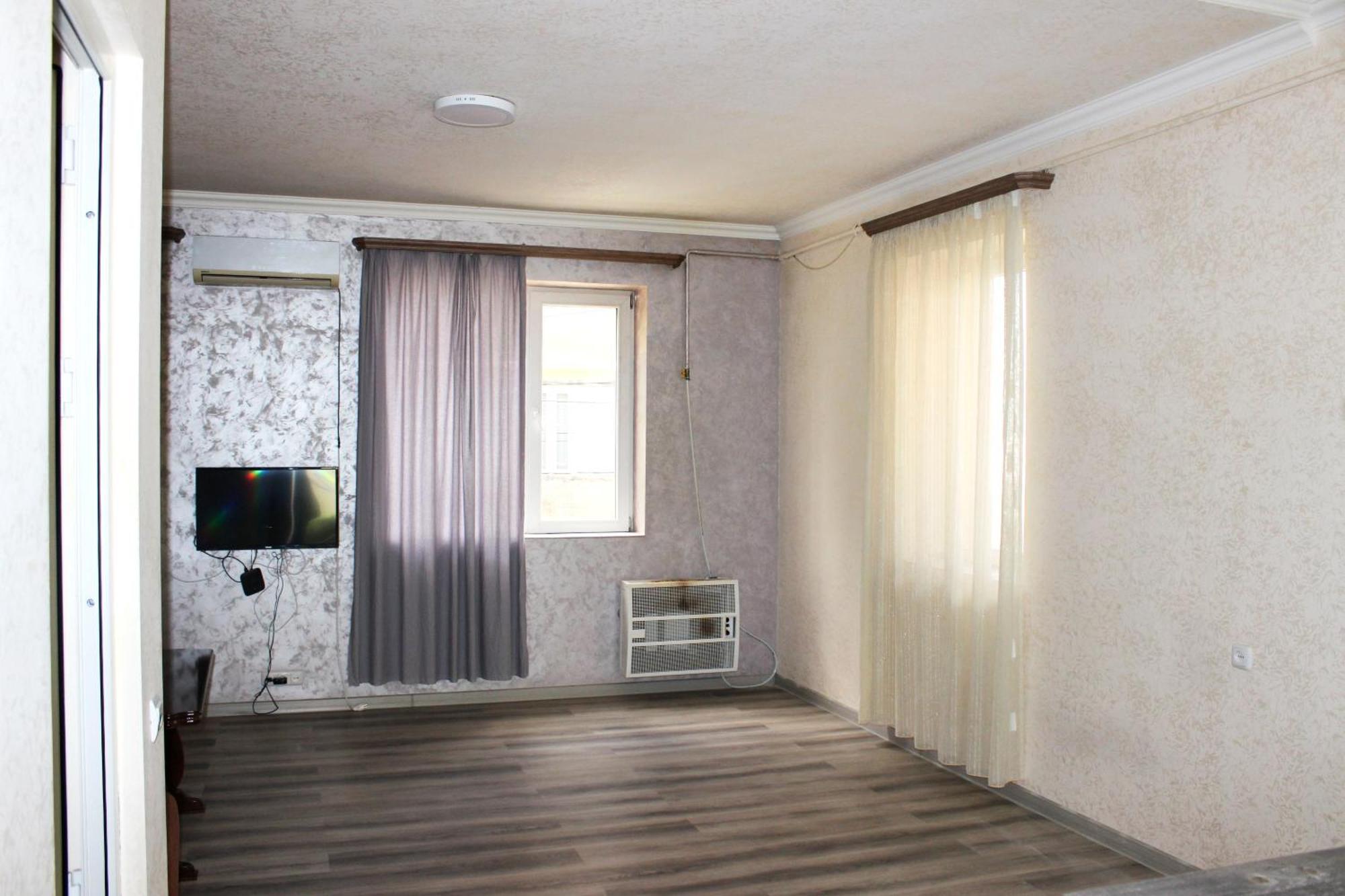 Holiday Home On Aygestan 11 เยเรวาน ห้อง รูปภาพ