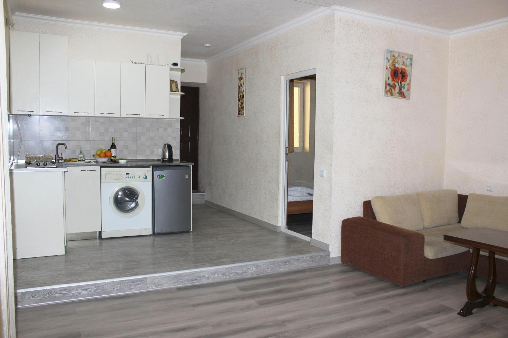 Holiday Home On Aygestan 11 เยเรวาน ห้อง รูปภาพ