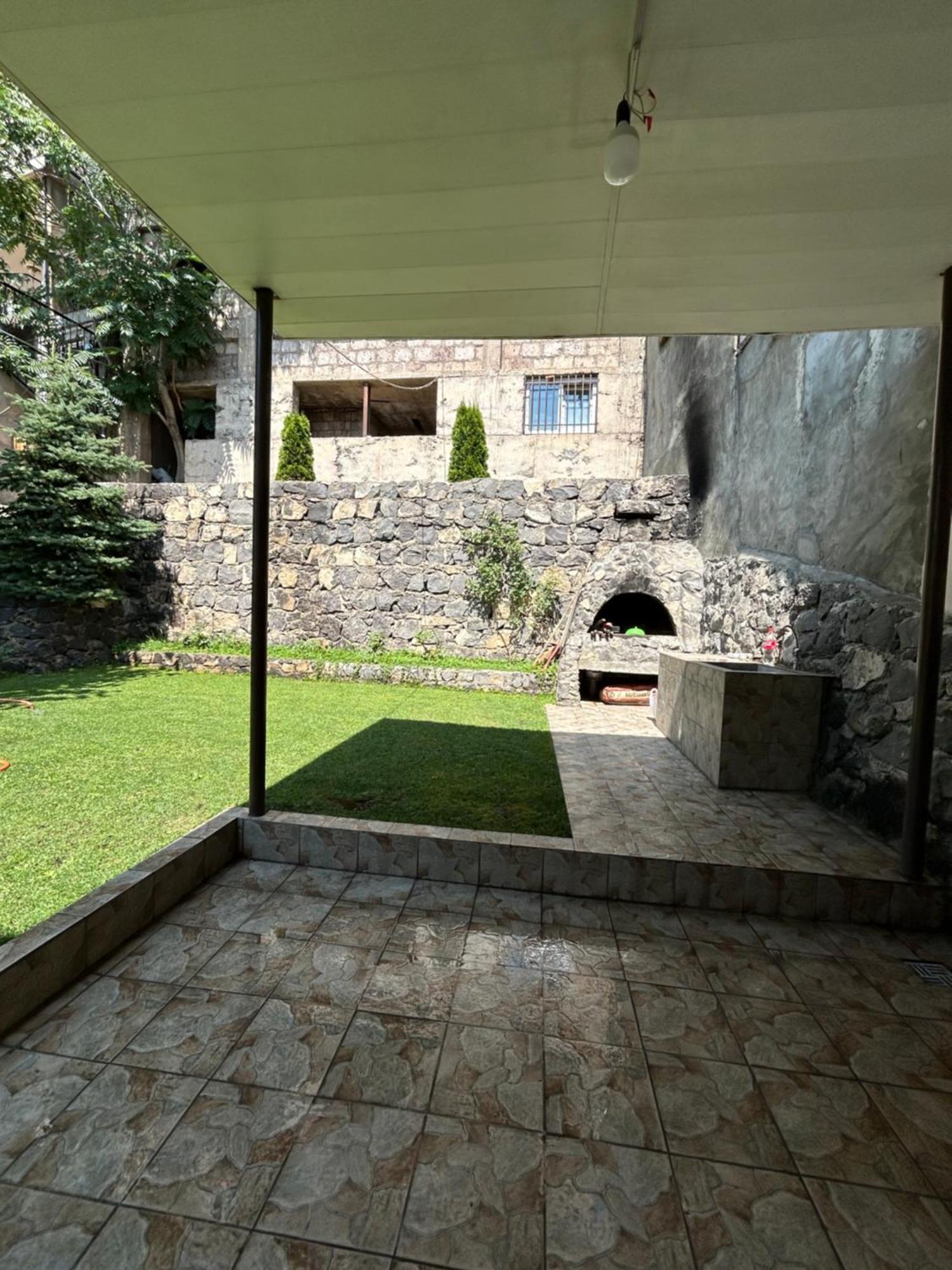 Holiday Home On Aygestan 11 เยเรวาน ภายนอก รูปภาพ