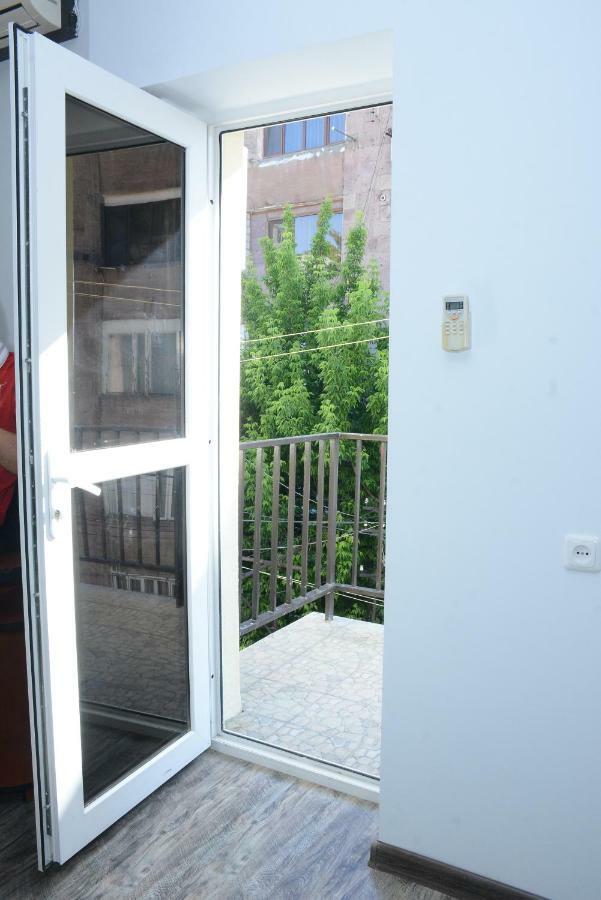 Holiday Home On Aygestan 11 เยเรวาน ภายนอก รูปภาพ
