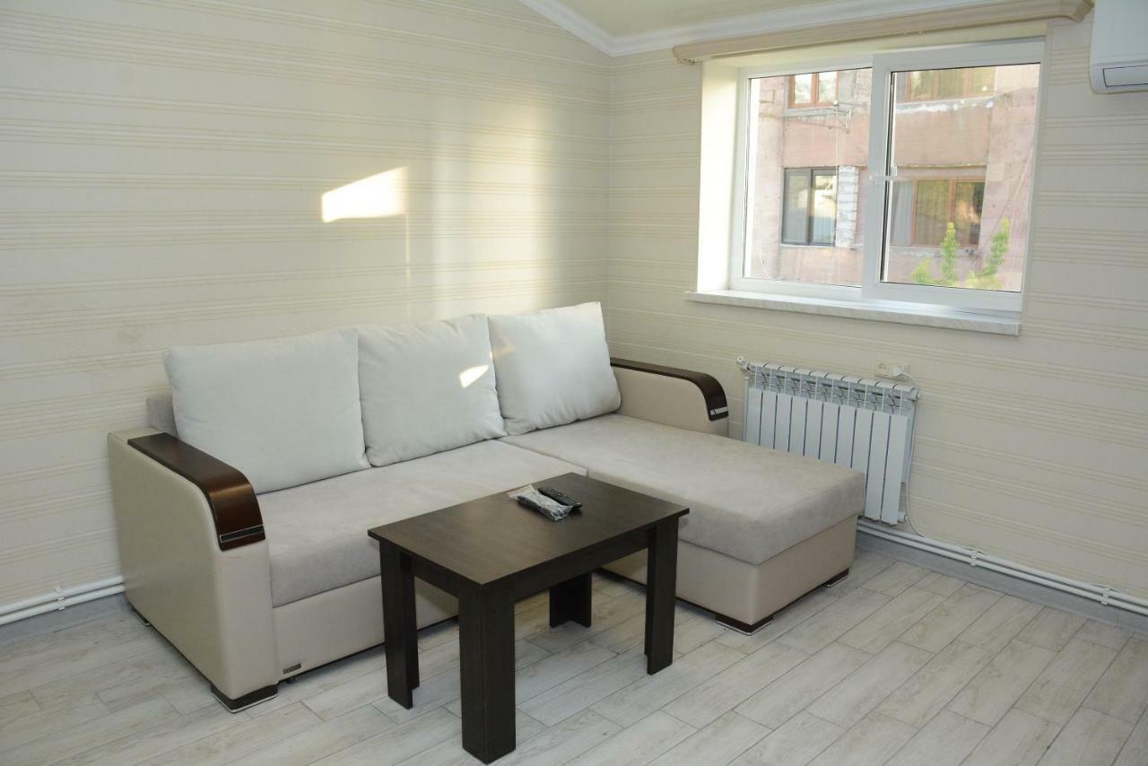 Holiday Home On Aygestan 11 เยเรวาน ภายนอก รูปภาพ