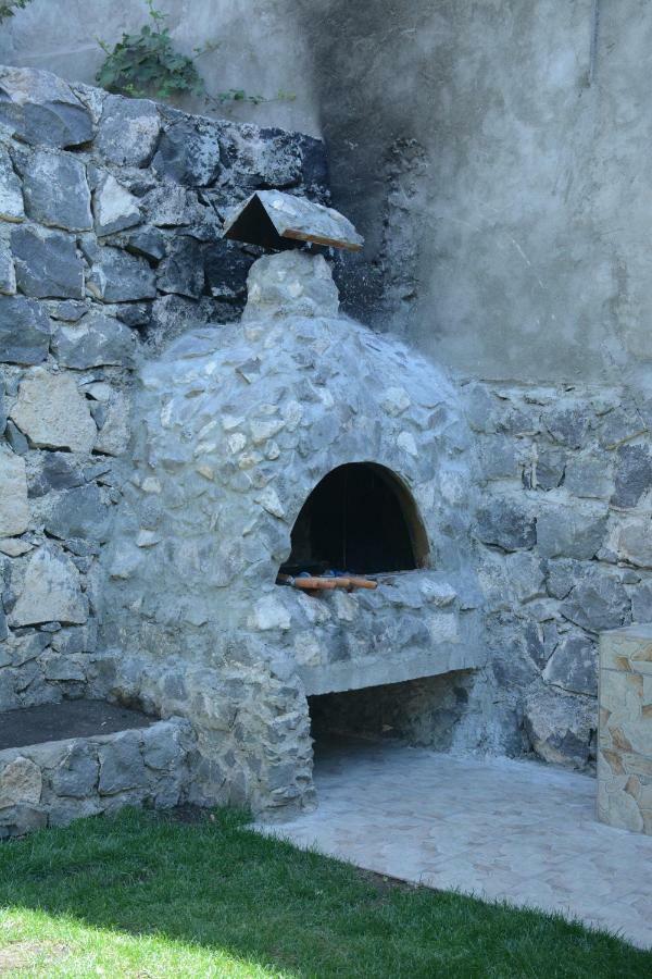 Holiday Home On Aygestan 11 เยเรวาน ภายนอก รูปภาพ